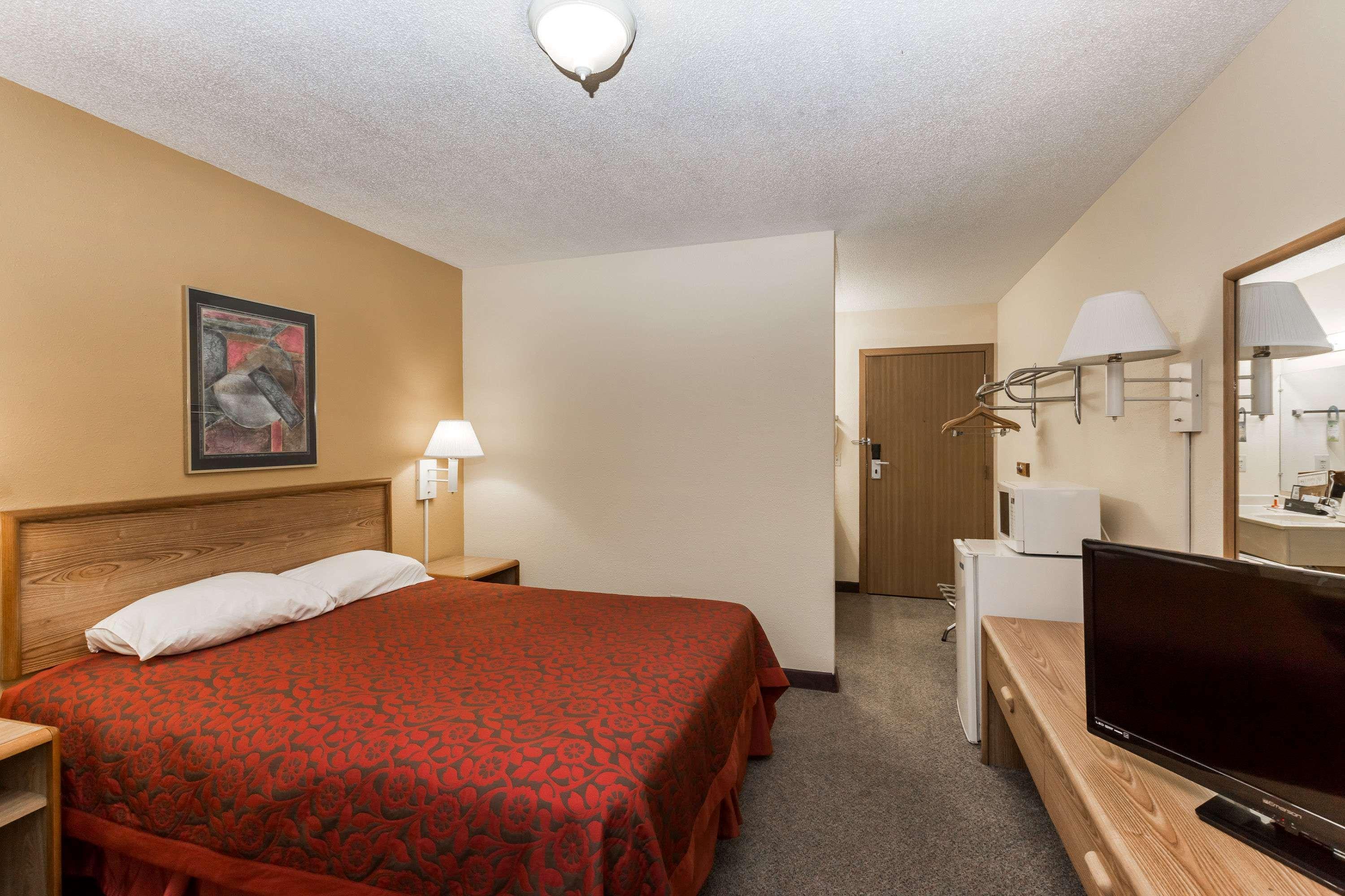 Days Inn By Wyndham Atlantic Eksteriør billede