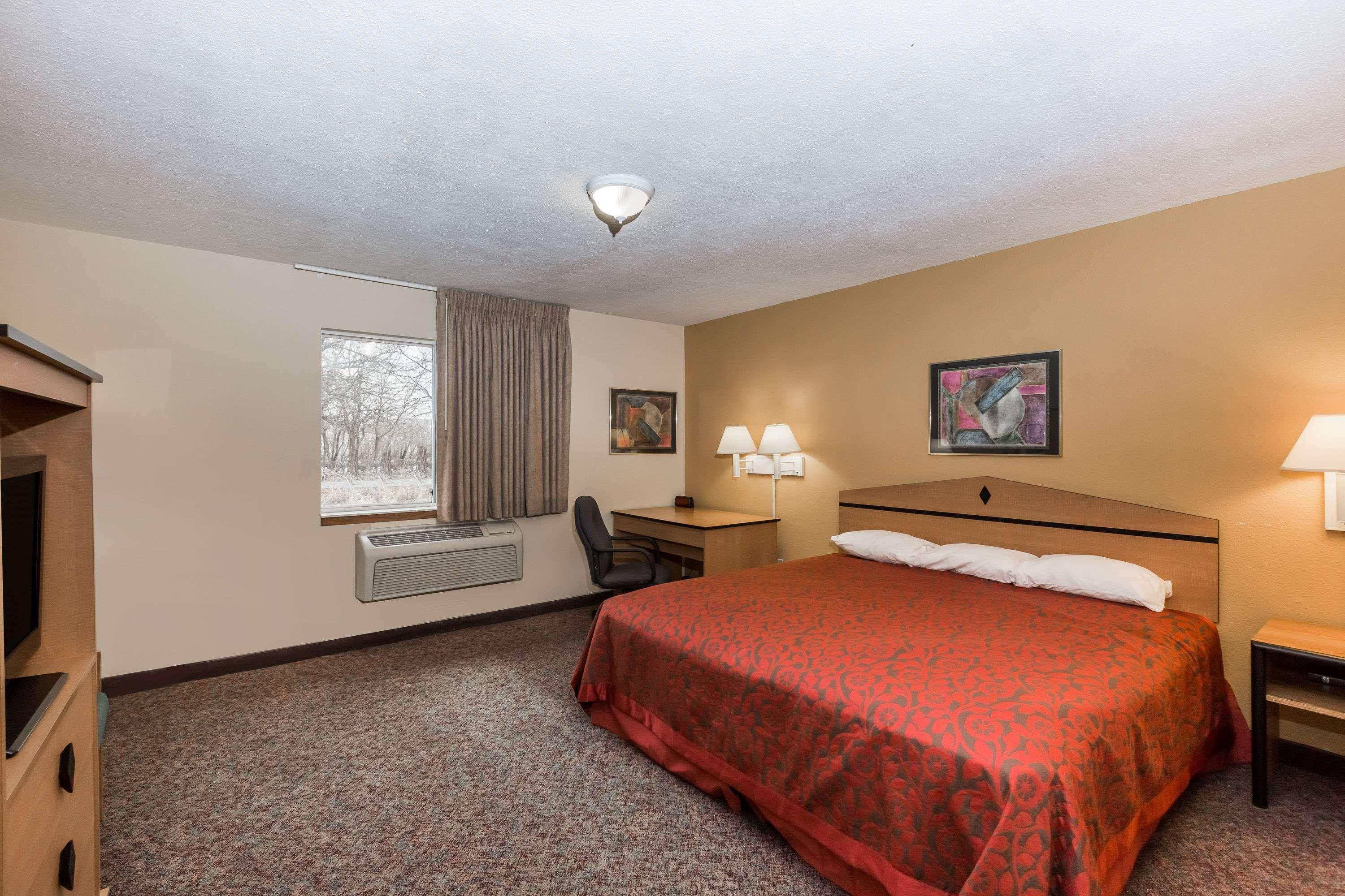 Days Inn By Wyndham Atlantic Eksteriør billede